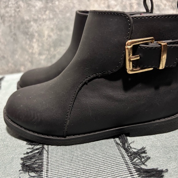 The Children's Place Other - Children’s Place Black Minimalist Ankle Boots with Sturdy Soles